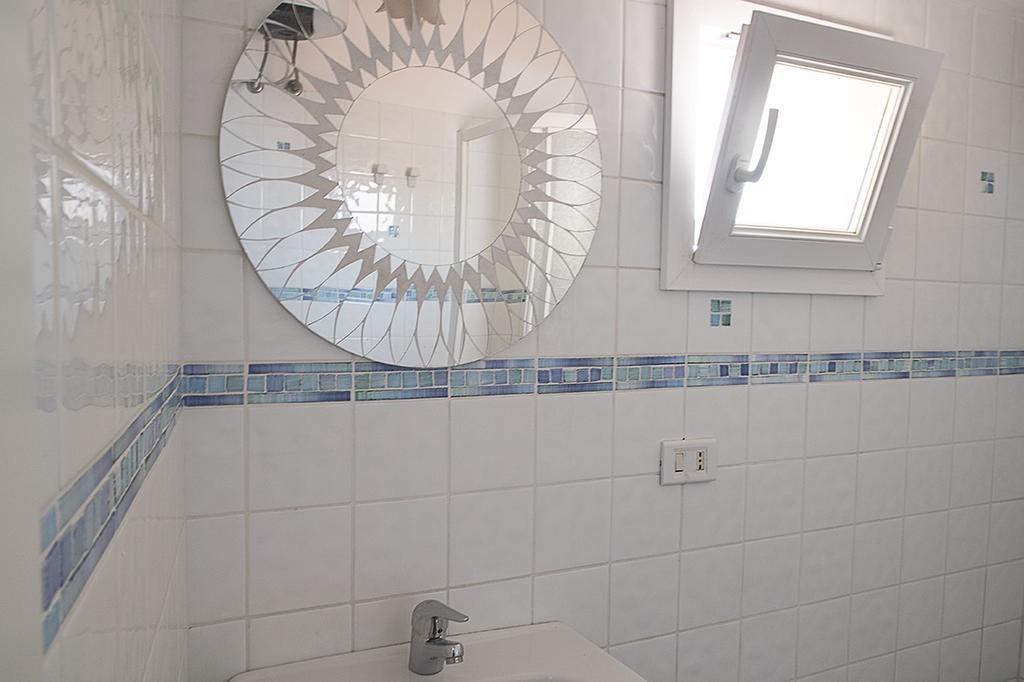 Bilocale Sant'Antonio Apartment Ponza Ruang foto